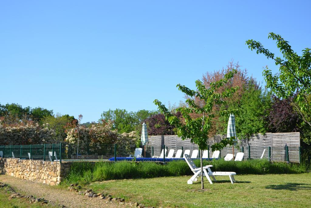 Le Bonheur Dans Notre Pre Villa Sainte-Mondane Стая снимка
